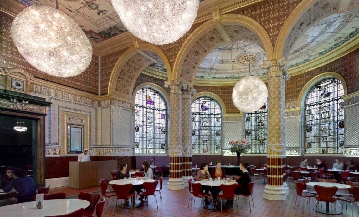 역사적인 카페 내부 (Historic Refreshment Rooms)